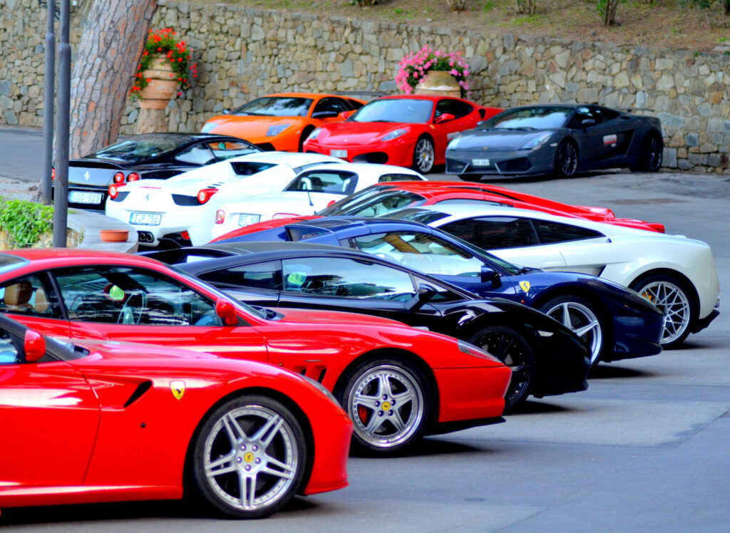 ROADSTER, CONVERTIBLE &
OLD-TIMER TOURS