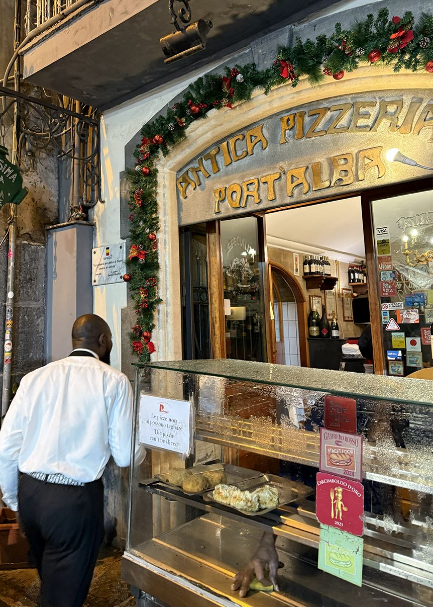 Die erste Pizzeria in Neapel